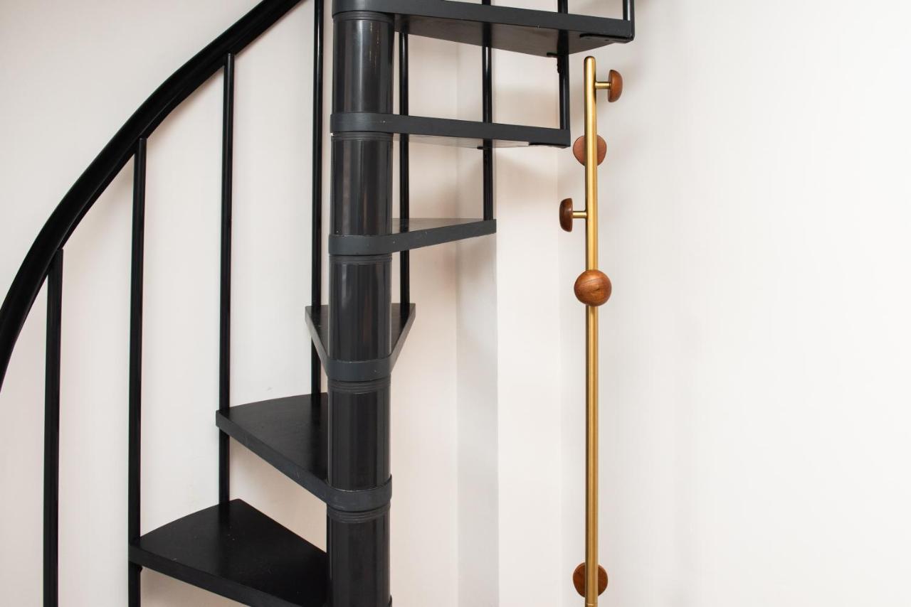 Modern Finish To A Historic Brewers House, Derby Villa Kültér fotó